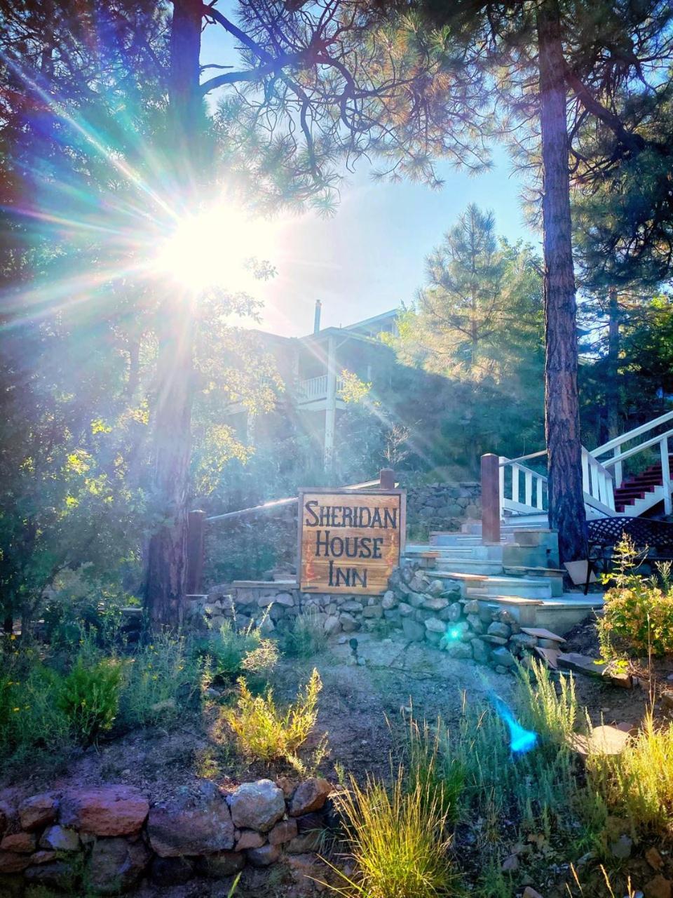 Sheridan House Inn- Adult Only Accommodation Williams Buitenkant foto