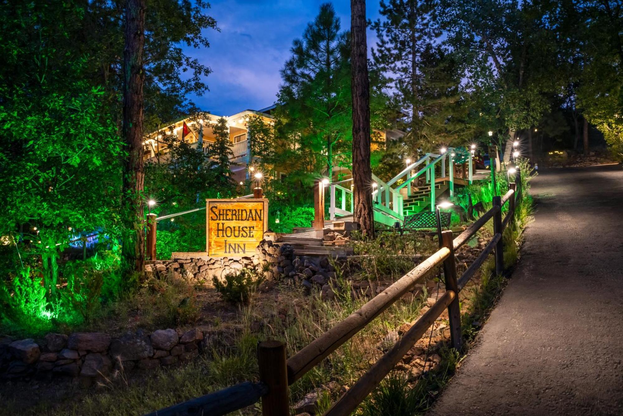 Sheridan House Inn- Adult Only Accommodation Williams Buitenkant foto