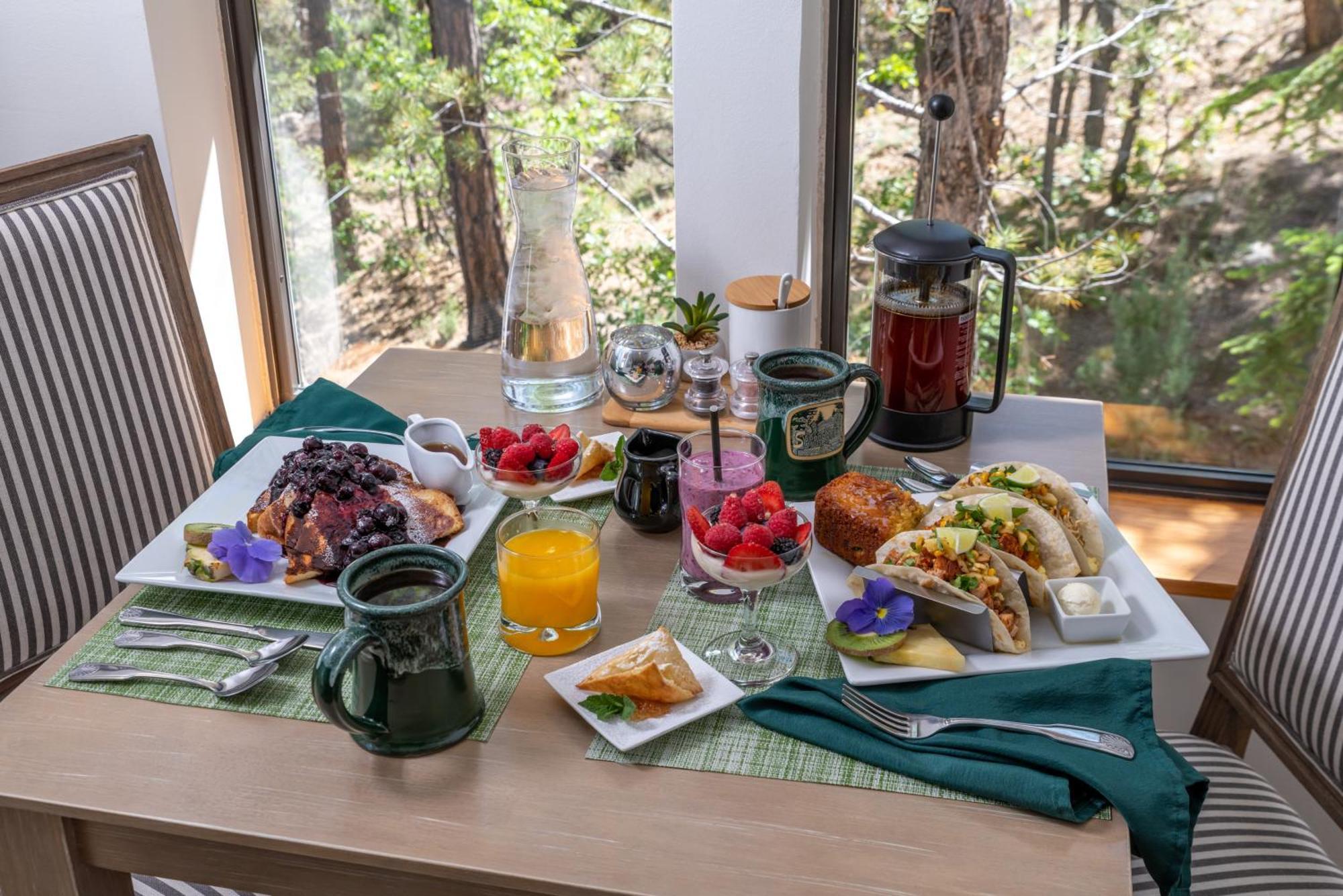 Sheridan House Inn- Adult Only Accommodation Williams Buitenkant foto